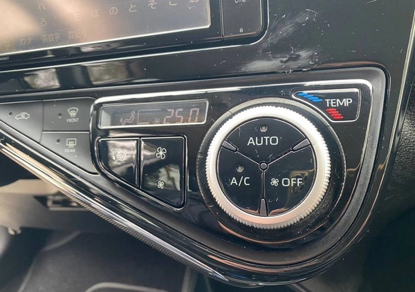 Toyota Prius cena 52999 przebieg: 69000, rok produkcji 2019 z Warszawa małe 562